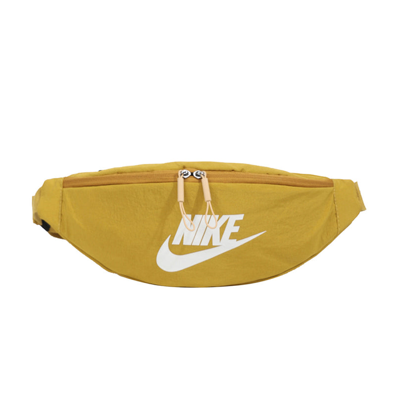 Nike | riñonera curva urbana