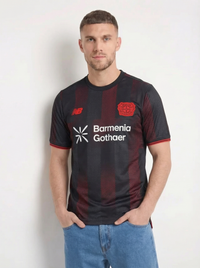 Camiseta local Leverkusen 2025/26
