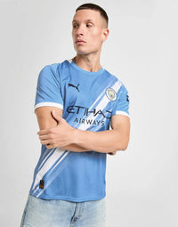 Camiseta local Manchester 2025/26